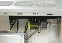 Аксессуар Aqua-Computer Pumpenhalterung aus Edelstahl zur Befestigung an einem Radiator